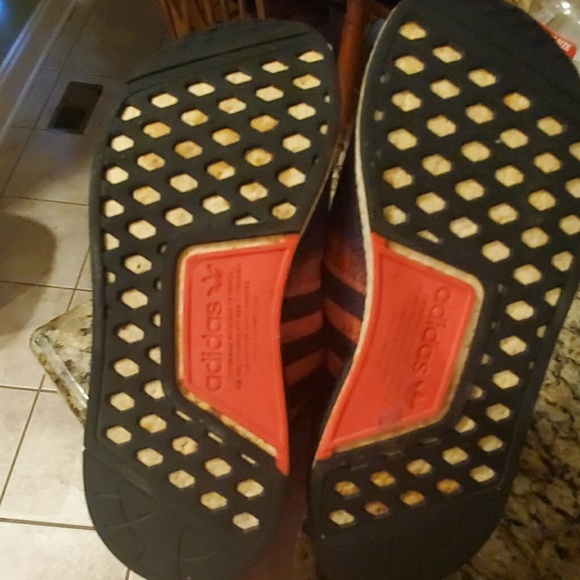 Adidas Boost NMD shoes - Picture 3 of 5